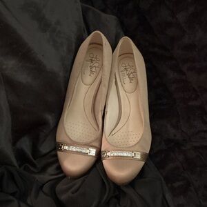 Nude Life Stride sheen 2 inch heels